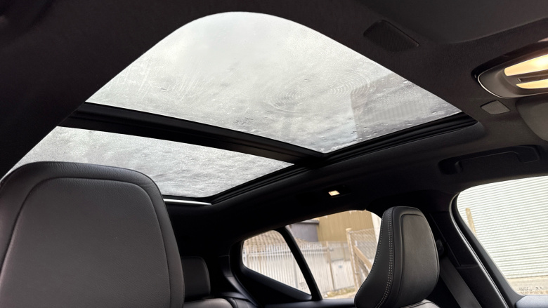 Volvo Xc40 P8 Recharge 300kW 78kWh First Edition 5dr AWD Auto Electric Estate